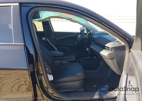 2025 Ford Mustang Mach-E Select z USA, uszkodzony, nr VIN 3FMTK1S59SMA42443